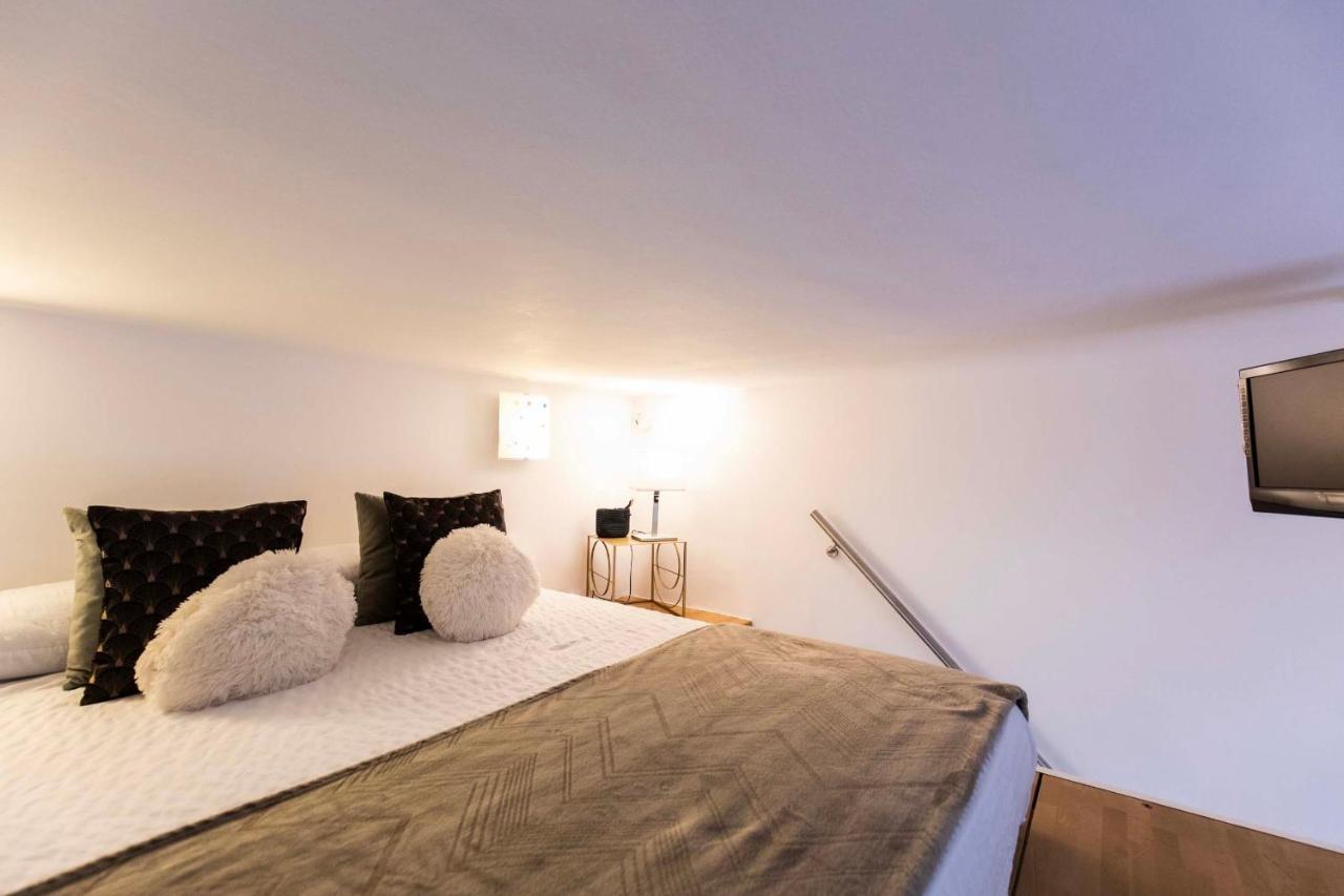 דירות מילאנו Duomo Apartament מראה חיצוני תמונה