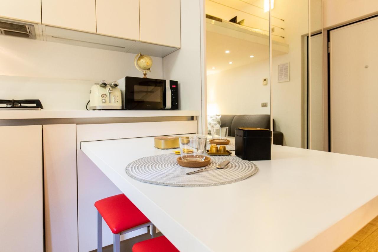 דירות מילאנו Duomo Apartament מראה חיצוני תמונה