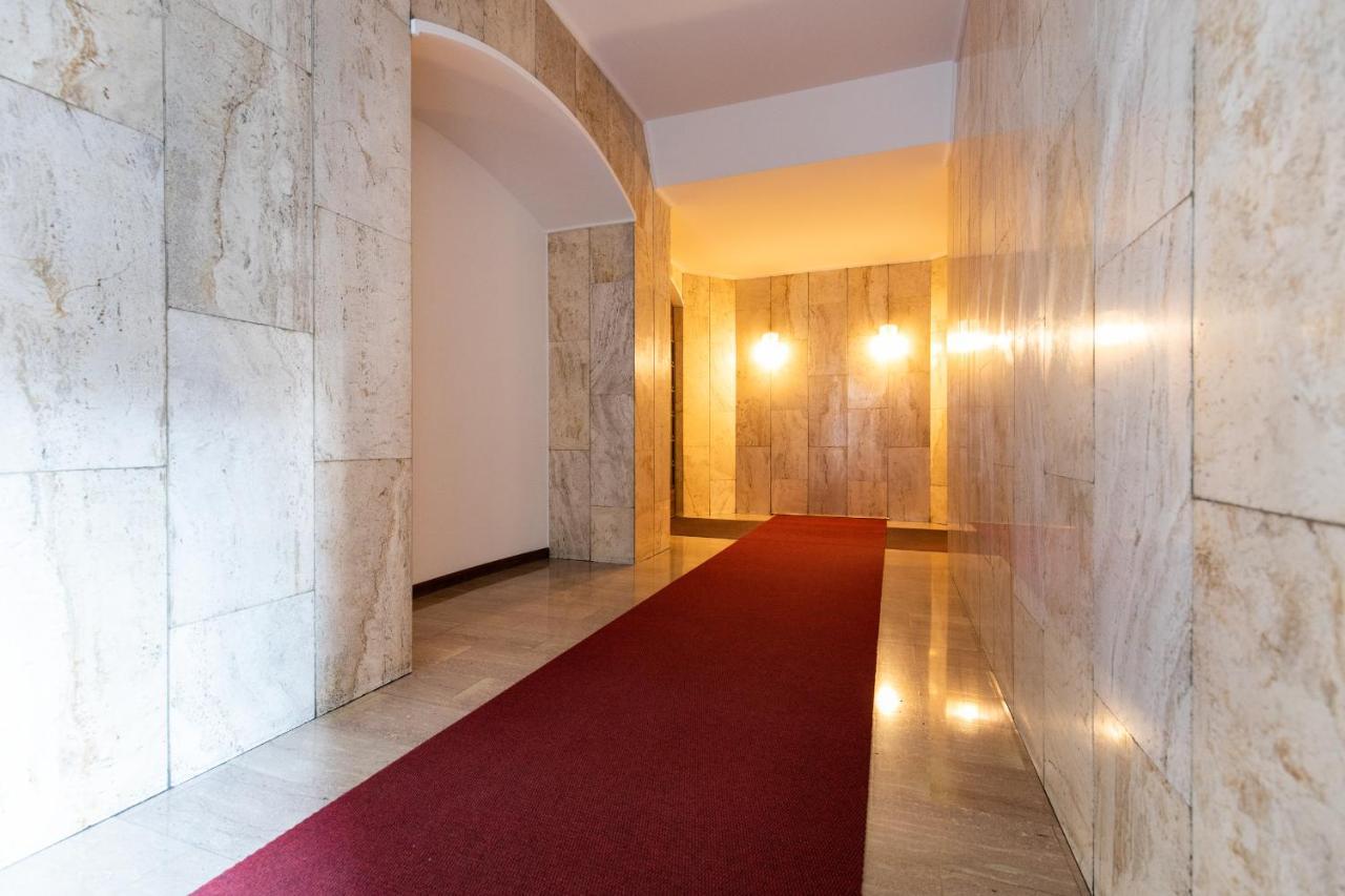 דירות מילאנו Duomo Apartament מראה חיצוני תמונה